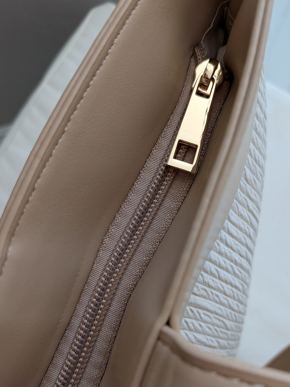 Neutral Cream & Tan Shoulder Tote Bag - Sleek Everyday Carry - Picture 8 of 10
